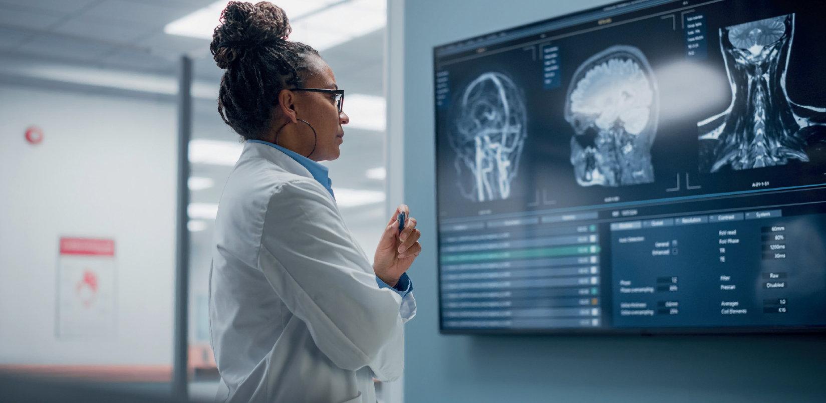 Siemens SW Driving operational excellence in medtech E-book Thumbnail